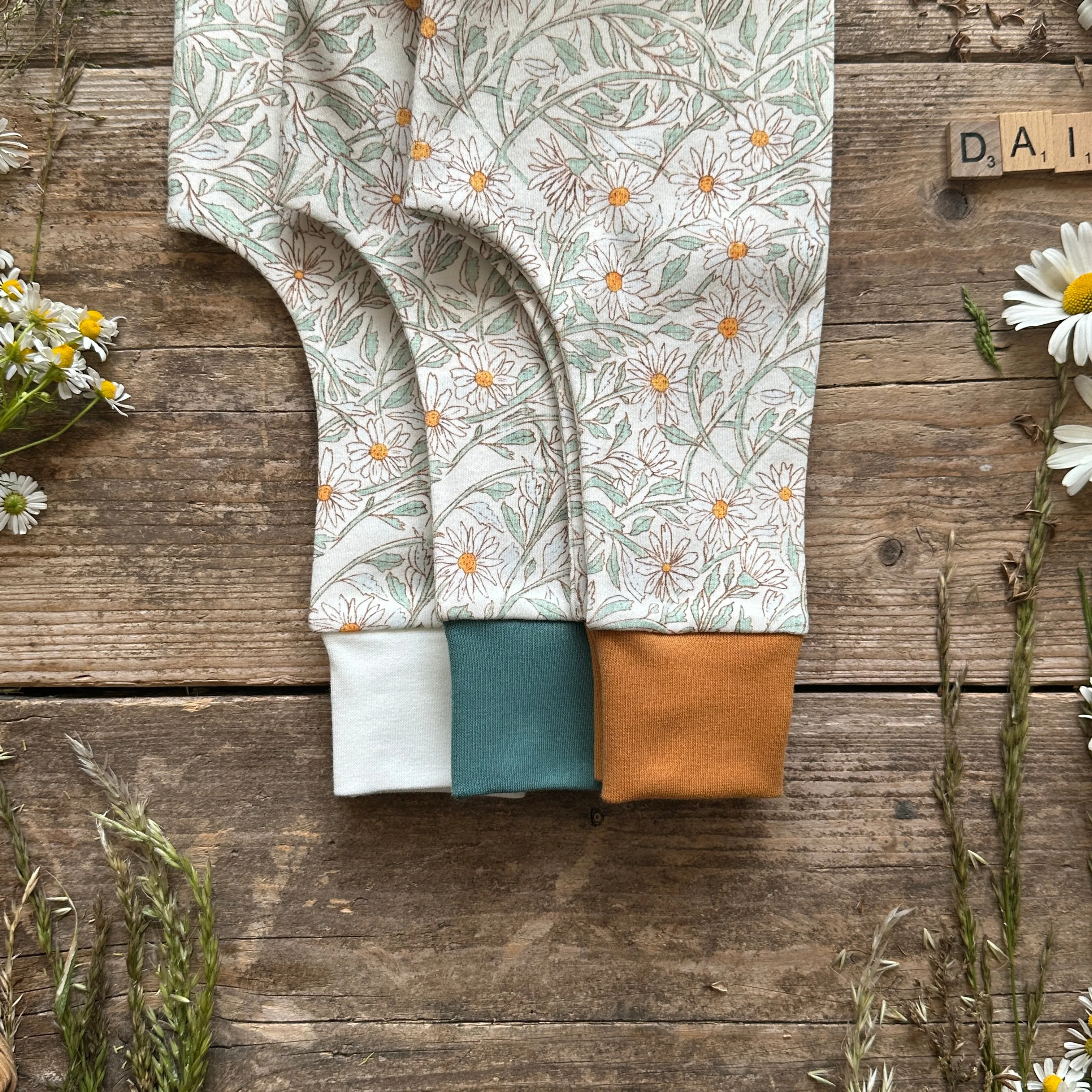 Daisies T-Shirt | Long Sleeve