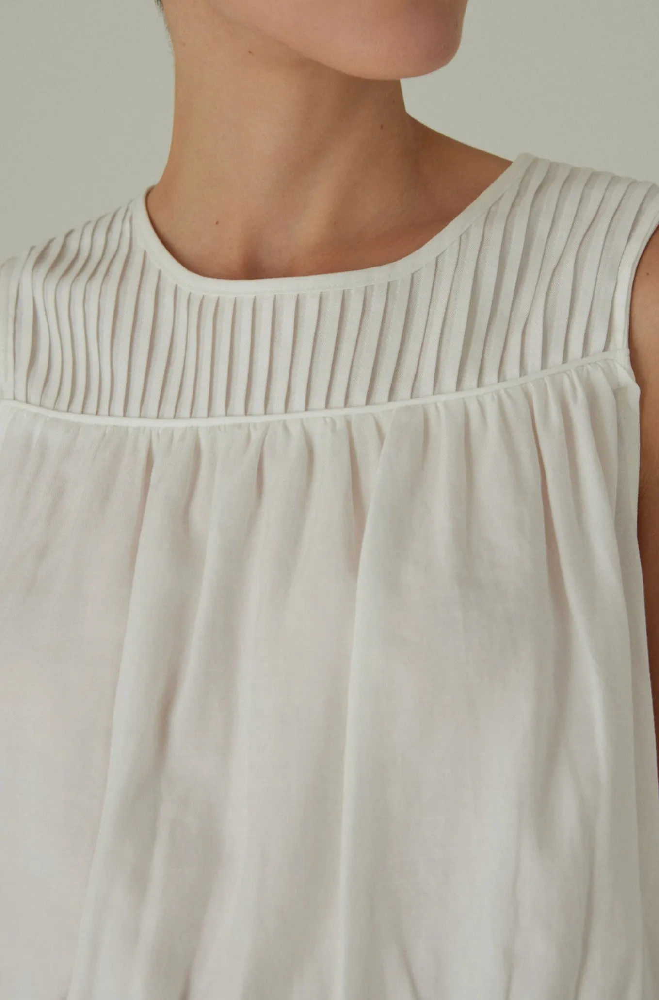 Demi Blouse -- Tencel Linen