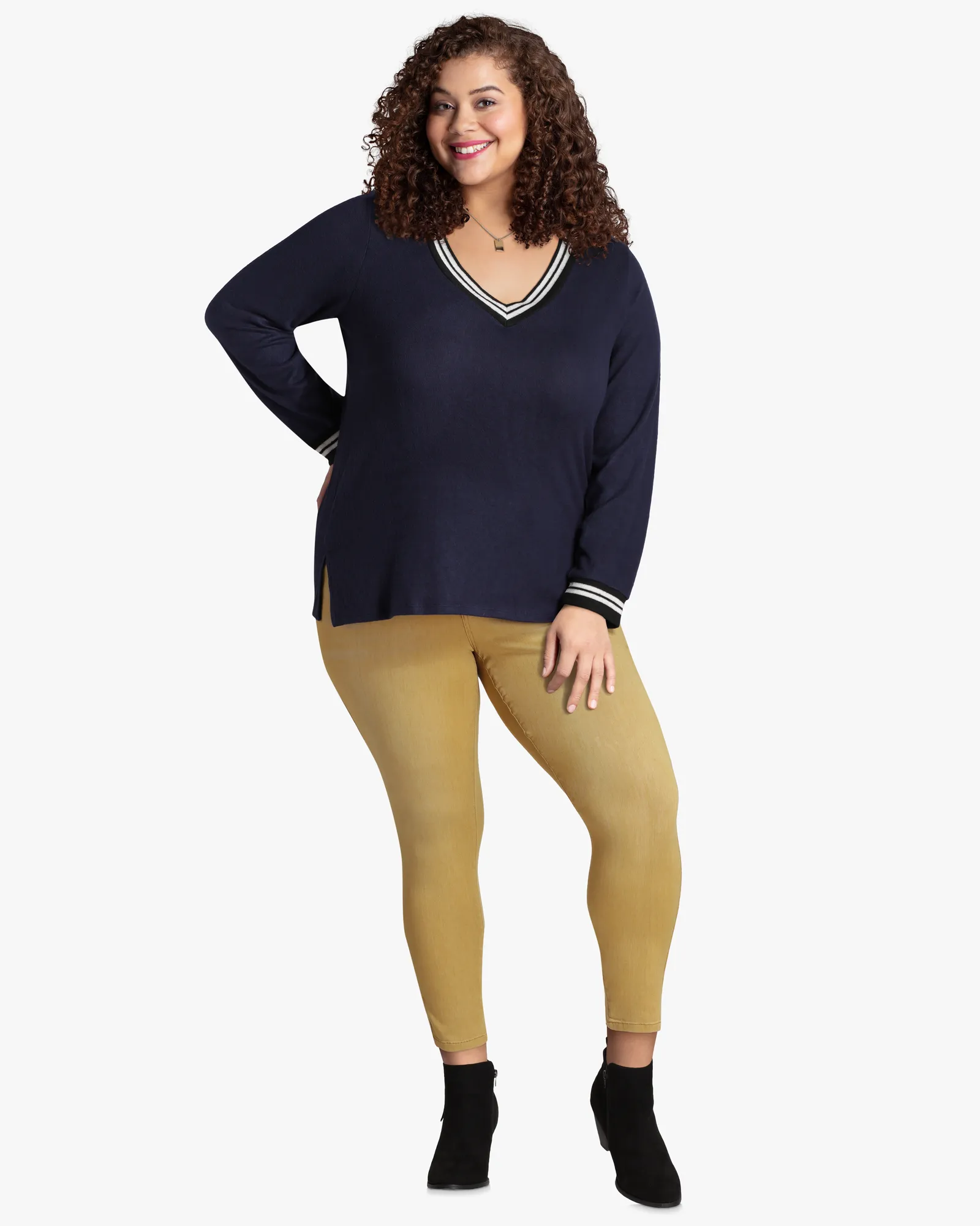 Eveline V-Neck Top | Navy / White