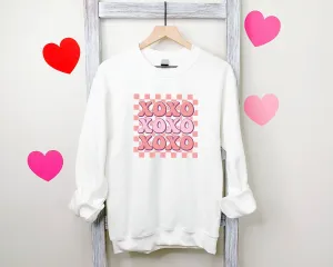 Hugs & Kisses Checkered Pattern Sweatshirt