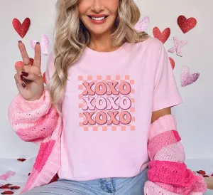 Hugs & Kisses Checkered Pattern Tee