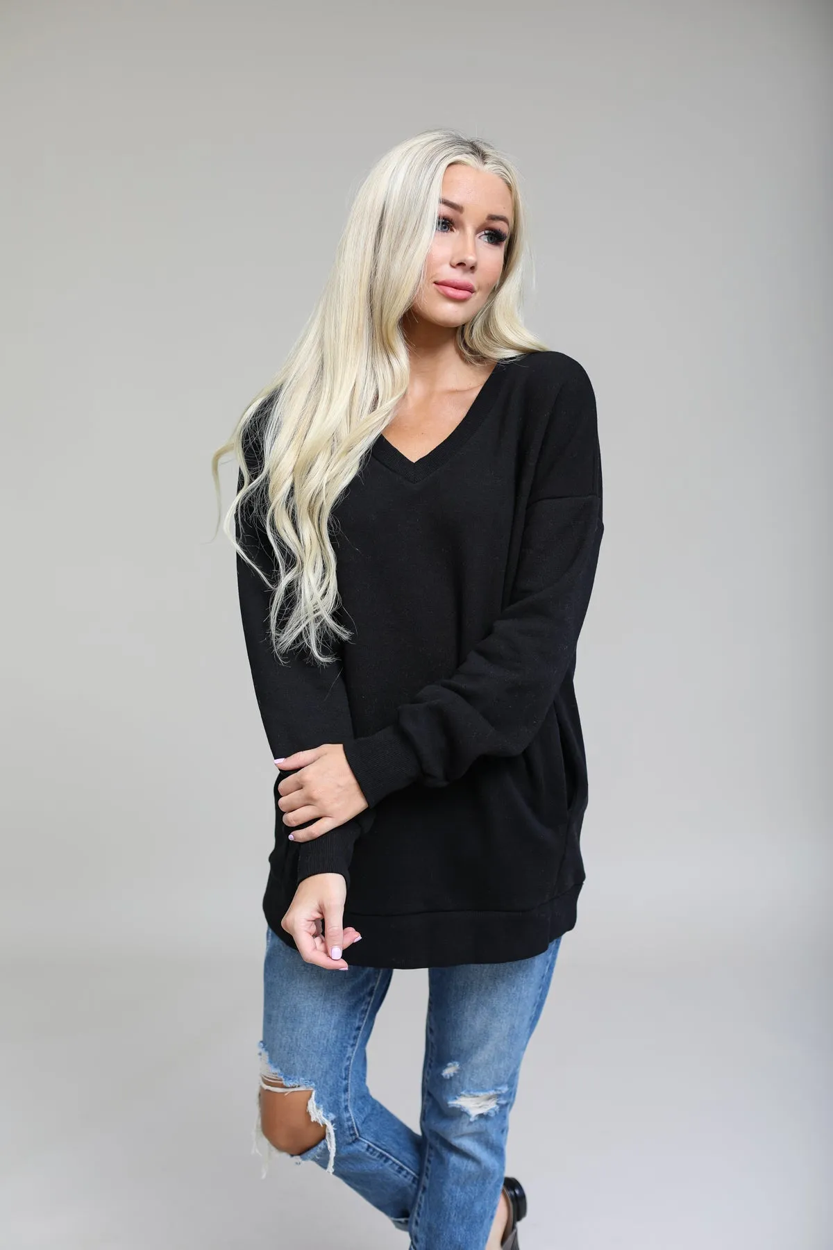 Long Sleeve V-Neck Sweatshirt With Pockets