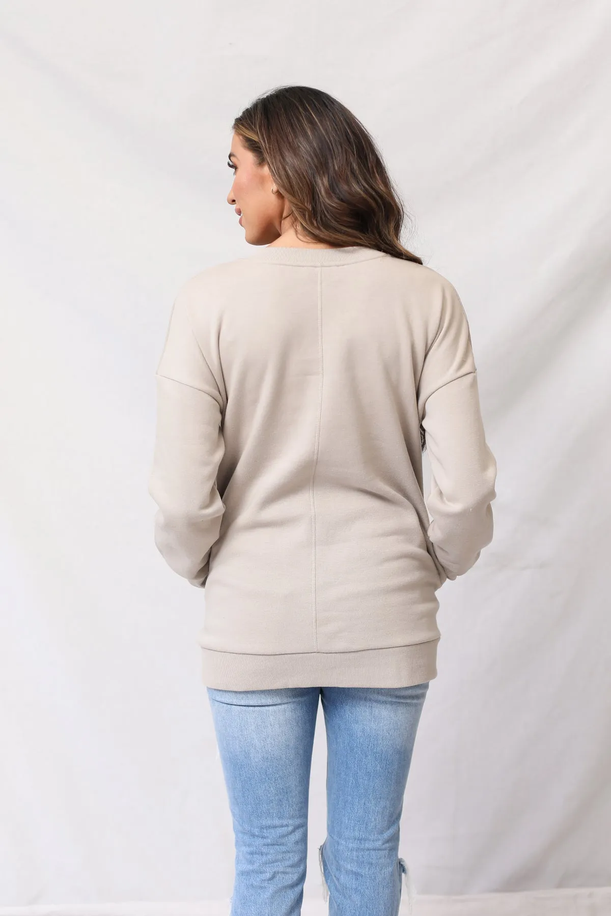 Long Sleeve V-Neck Sweatshirt With Pockets