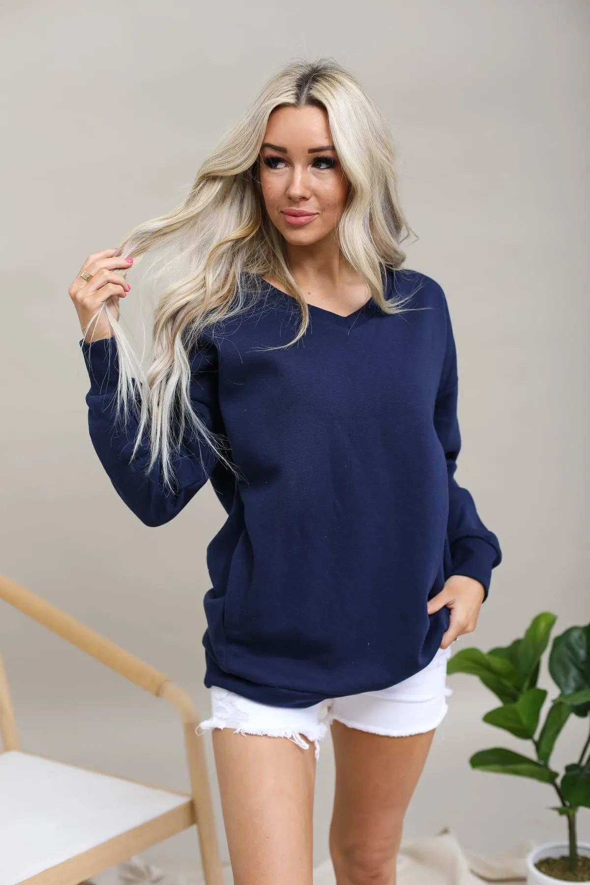 Long Sleeve V-Neck Sweatshirt With Pockets