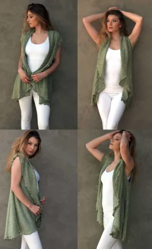 Round Bouclé  Shawl